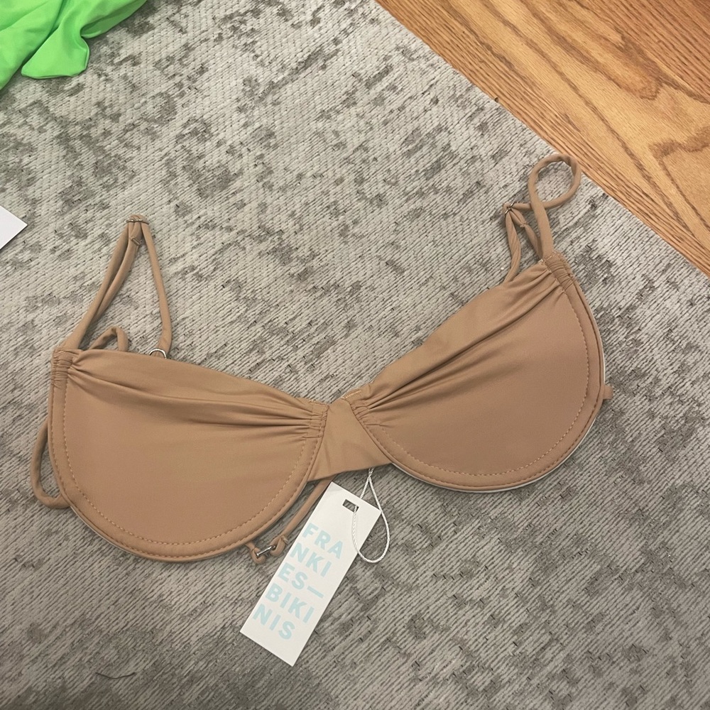 Frankies Bikini top, medium